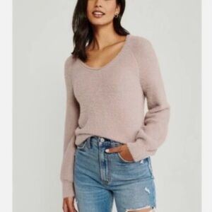 Abercrombie & Fitch Soft A&F Collection Sweater in Dusty Rose